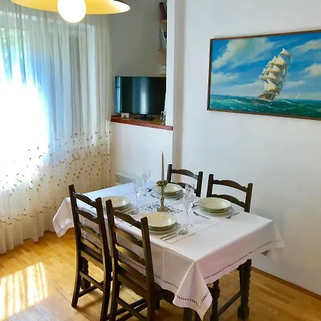 City Walls Apartment